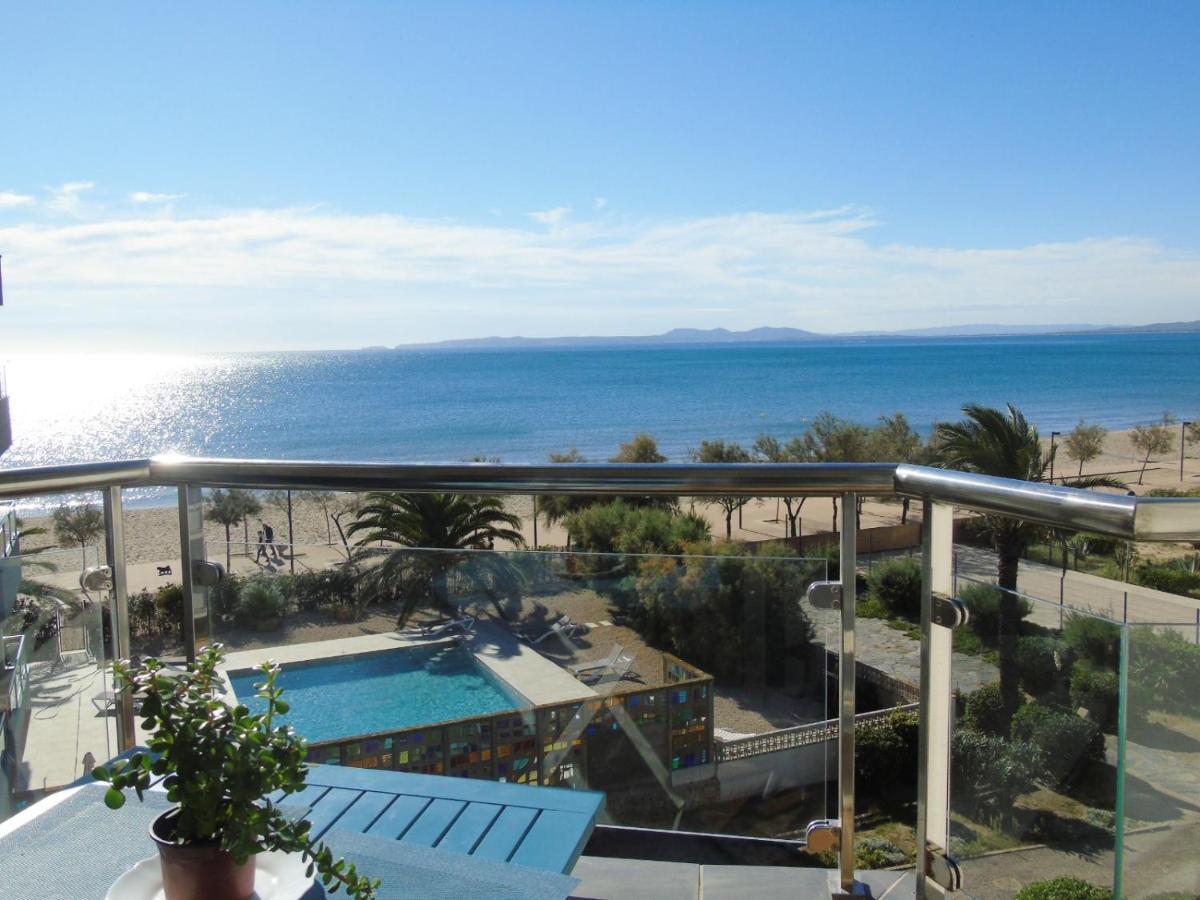 Appartement Premiere Ligne De Mer Roses Luaran gambar